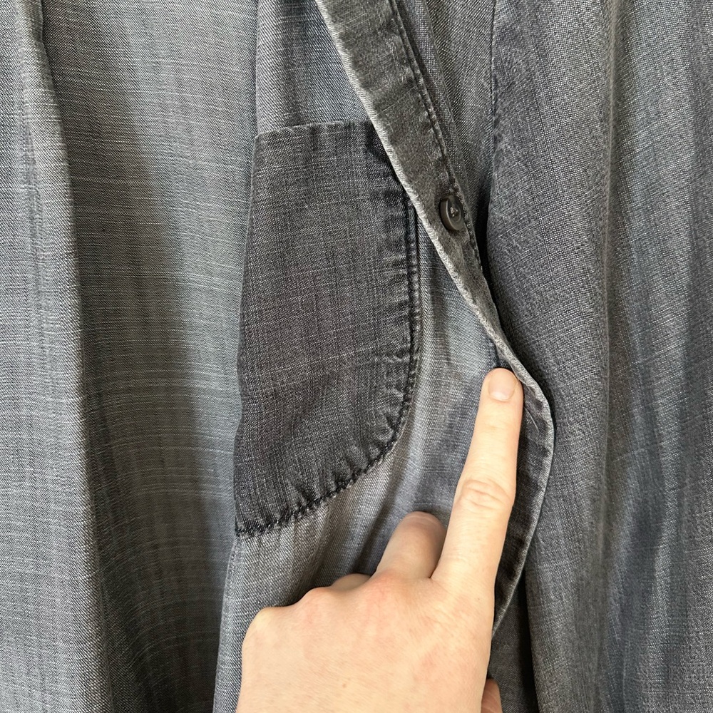 Cloth & Stone Top - Picture 2 of 5